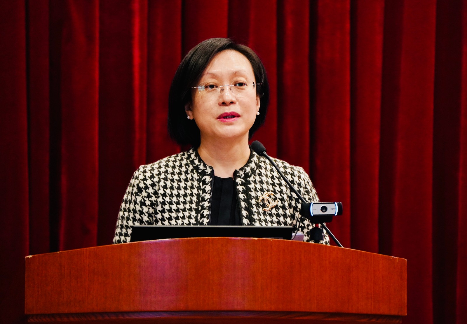 张勤书记.jpg 张勤书记.jpg